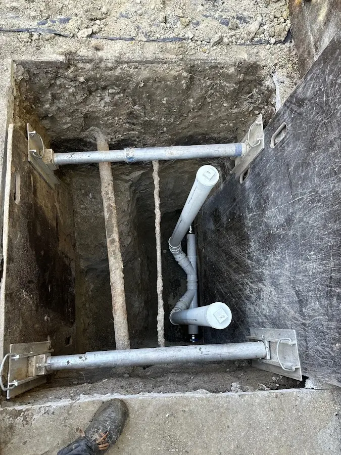 Experienced plumber completing Drain Cleaning work in Brownfields